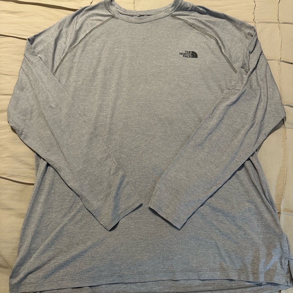 The North Face Men's Long-Sleeve Heather Gray Performance Tee